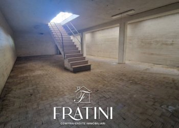 Foto 29 - Commercial Premises VIA MARCONI
 
8, Ancarano - photo 29