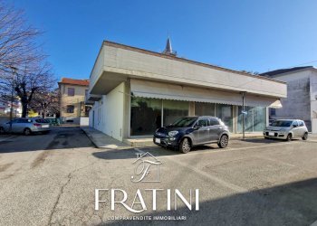 Foto 32 - Commercial Premises VIA MARCONI
 
8, Ancarano - photo 32