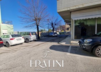 Foto 34 - Commercial Premises VIA MARCONI
 
8, Ancarano - photo 34