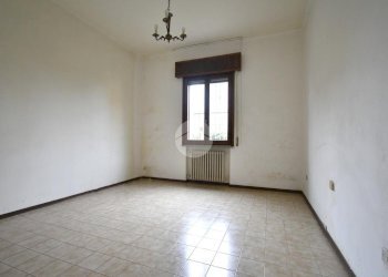 Portion of a house Via Forlì, Santarcangelo di Romagna - photo 11