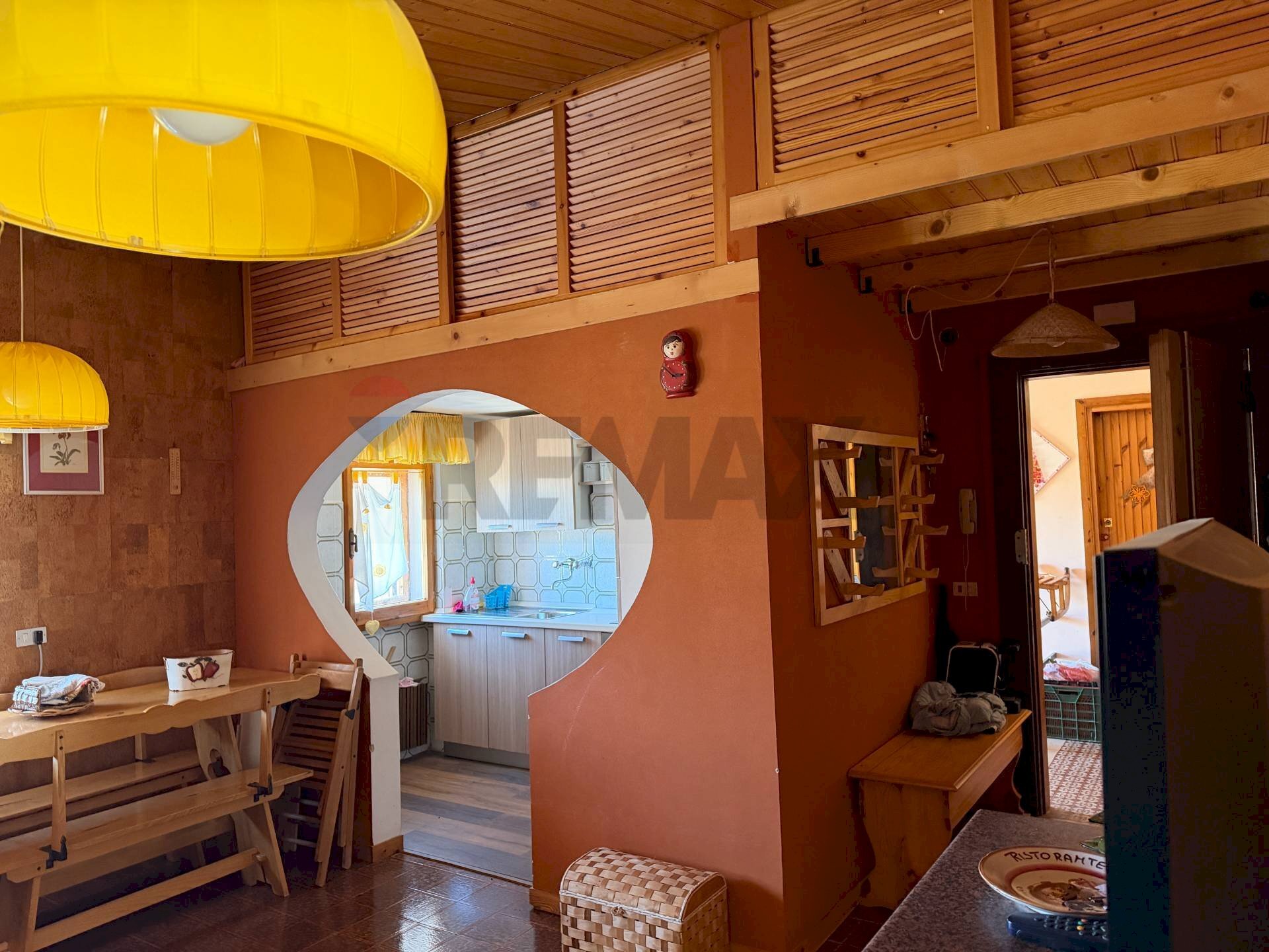 Sala da pranzo - Trilocale via Rote Trabucco
SNC, San Massimo - foto 2