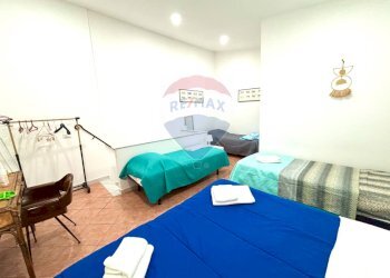 Camera / camera da letto - Apartment Via Divisi
 
71, Palermo - photo 20