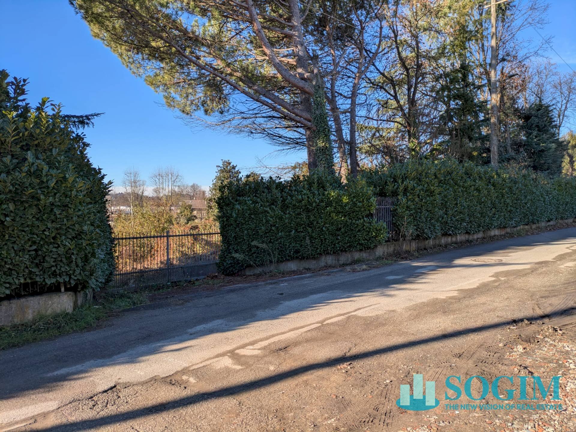 AREA - Building land VIA BELLINI
SNC, Monguzzo - photo 2