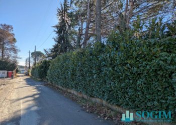 AREA - Terreno edificabile VIA BELLINI
 
SNC, Monguzzo - foto 4