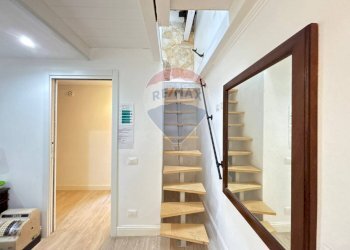 Scale - Quadrilocale Via Garibaldi
 
120, Cagliari - foto 9