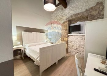 Camera / camera da letto - Quadrilocale Via Garibaldi
 
120, Cagliari - foto 16