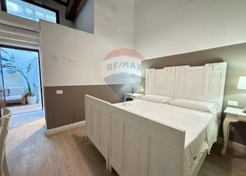 Camera / camera da letto - Quadrilocale Via Garibaldi
 
120, Cagliari - foto 17