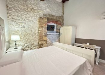 Camera / camera da letto - Quadrilocale Via Garibaldi
 
120, Cagliari - foto 18