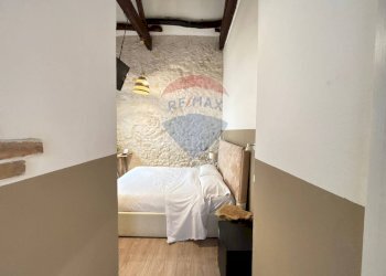 Camera / camera da letto - Quadrilocale Via Garibaldi
 
120, Cagliari - foto 23