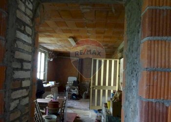 Sala da pranzo - Casa indipendente Via San Fermo
 
85, Piubega - foto 3