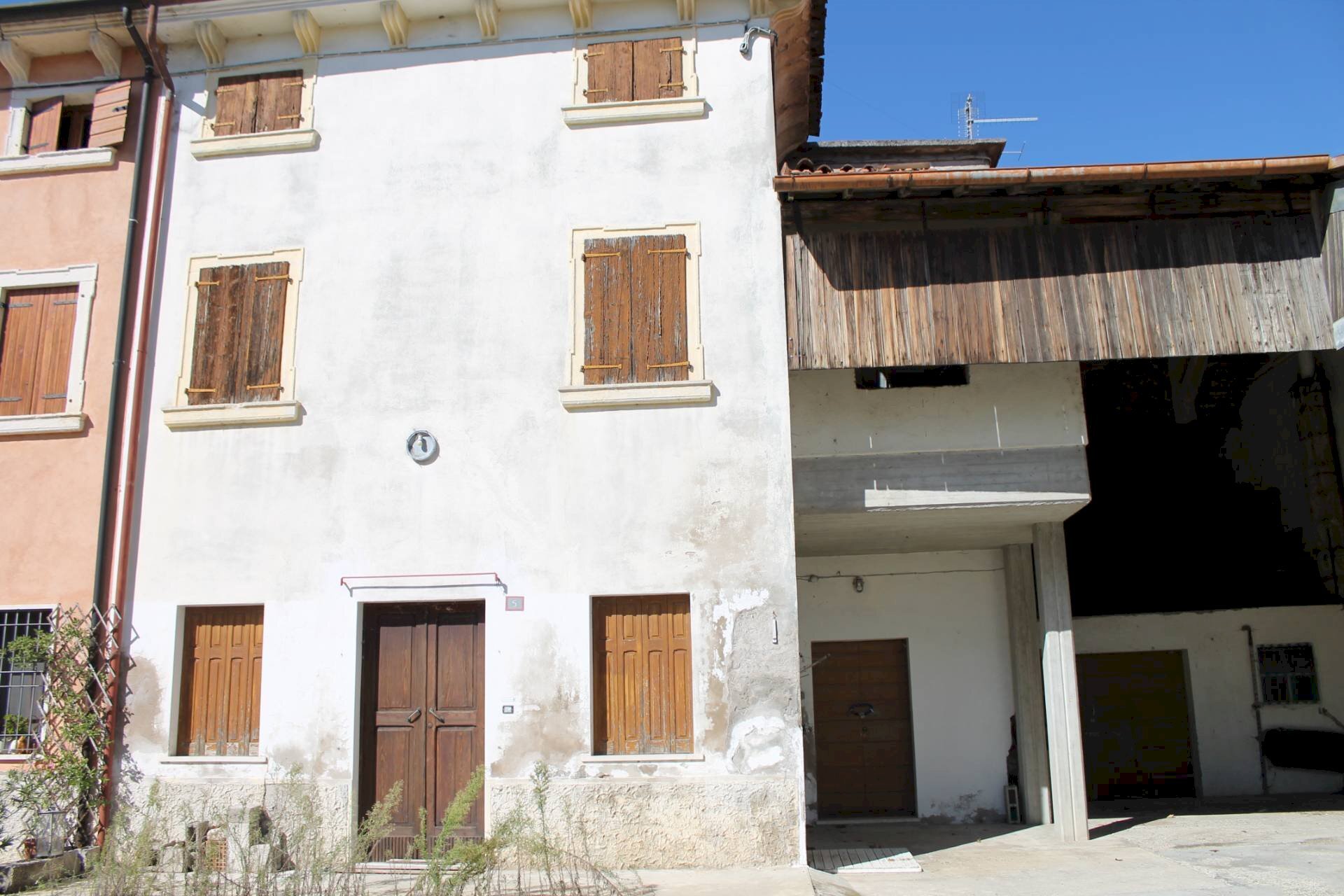 Foto 1 - Rustico via osteria
 
5, Lavagno - foto 1