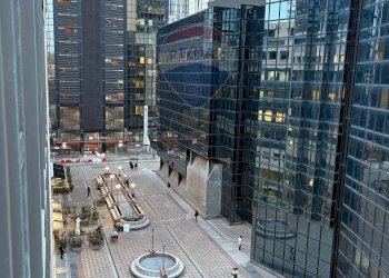 Edificio all\'aperto - Ufficio Centro Direzionale isola F/12
F/12, Napoli - foto 1