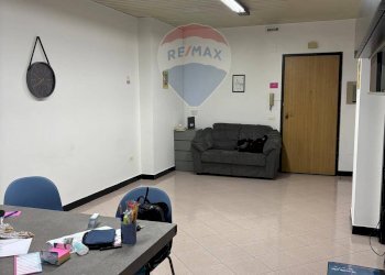 Soggiorno - Ufficio Centro Direzionale isola F/12
F/12, Napoli - foto 4