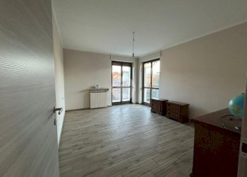 Four-room apartment Via Susa, Collegno - photo 1