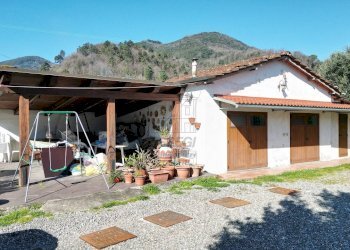 vendesi villetta indipendente con giardino e garag - Villa Via delle Scuole 38, Lucca - foto 6