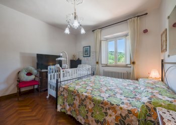 INTERESSANTE VILLA SINGOLA con ampio terreno disp - Villa Via delle Scuole 38, Lucca - foto 17