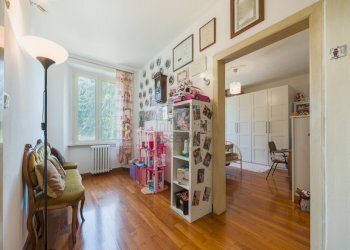 INTERESSANTE VILLA SINGOLA con ampio terreno disp - Villa Via delle Scuole 38, Lucca - foto 21