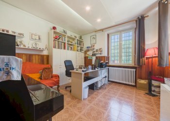 INTERESSANTE VILLA SINGOLA con ampio terreno disp - Villa Via delle Scuole 38, Lucca - foto 25