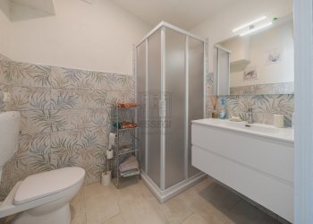 INTERESSANTE VILLA SINGOLA con ampio terreno disp - Villa Via delle Scuole 38, Lucca - foto 28