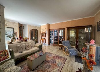 Villa Santo Stefano di Magra - foto 1