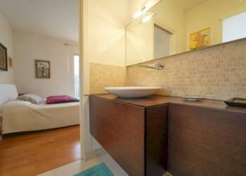 bagno in camera matrimoniale piano primo.jpg - Casa indipendente Verucchio - foto 11