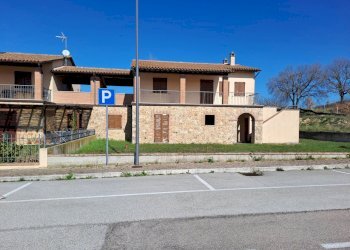 20250304_104852.jpg - Porzione di casa frontignano, Todi - foto 2