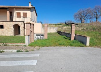 20250304_105002.jpg - Porzione di casa frontignano, Todi - foto 24