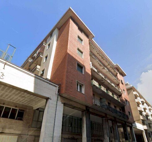 2.jpg - Apartment at auction Via Tullio Molteni 7, Genova (neighborhood Sampierdarena) - photo 1