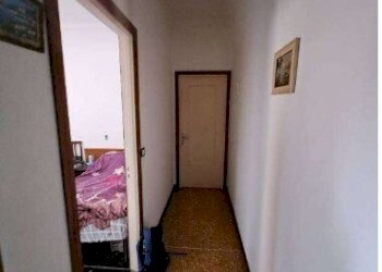 5.jpg - Apartment at auction Via Tullio Molteni 7, Genova (neighborhood Sampierdarena) - photo 3