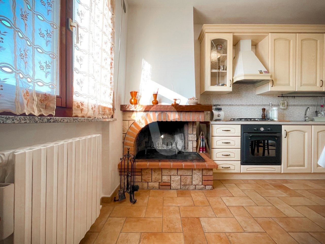 8DCE2F4F-FC92-42F9-A17C-93F2170FA9F2.jpeg - Trilocale Jesi - foto 3