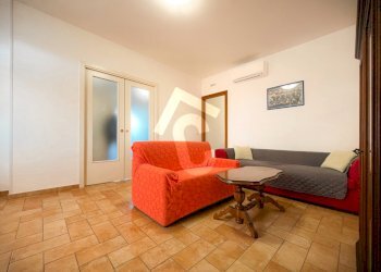 73CF92DB-7C80-421B-9D3D-E2C670FCE372.jpeg - Trilocale Jesi - foto 9