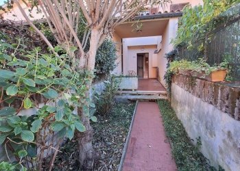 20251207_121403.jpg - Casa indipendente Via Gian Lorenzo Bernini 26, Rignano Flaminio - foto 2