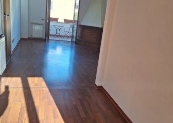 20251207_115316.jpg - Casa indipendente Via Gian Lorenzo Bernini 26, Rignano Flaminio - foto 3