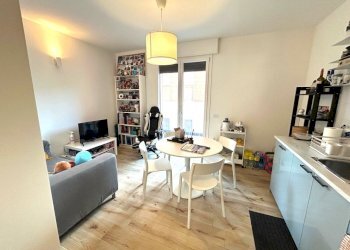 IMG-20250310-WA0057.jpg - Trilocale Viale dei Mille, Parma (zona Oltretorrente) - foto 2