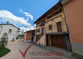 Appartamento Via Stefano Viale, Roccasparvera - foto 1