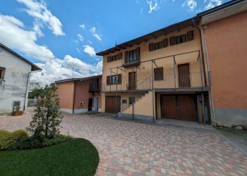 Appartamento Via Stefano Viale, Roccasparvera - foto 2