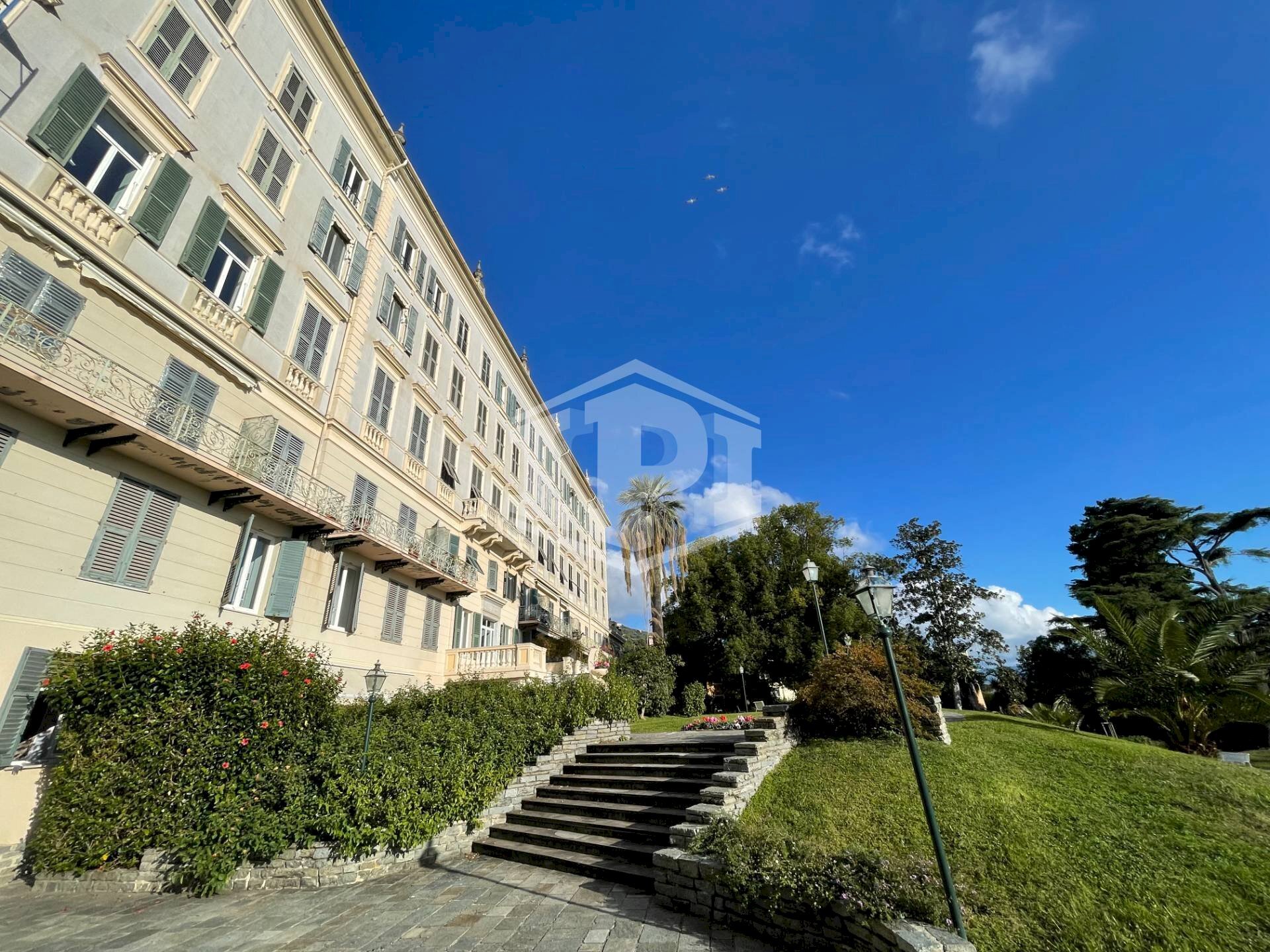 Two-room apartment Via Capolungo, Genova (neighborhood Nervi) - photo 1