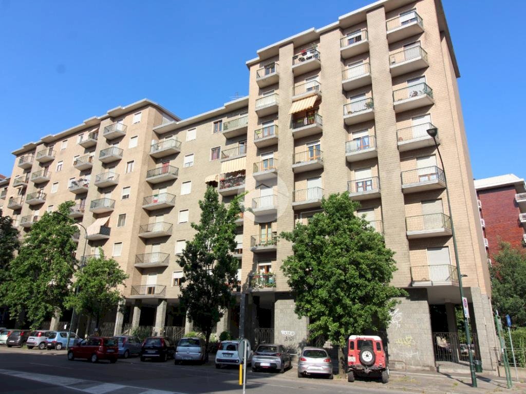 Four-room apartment Via Pio VII, Torino (neighborhood Lingotto) - photo 3