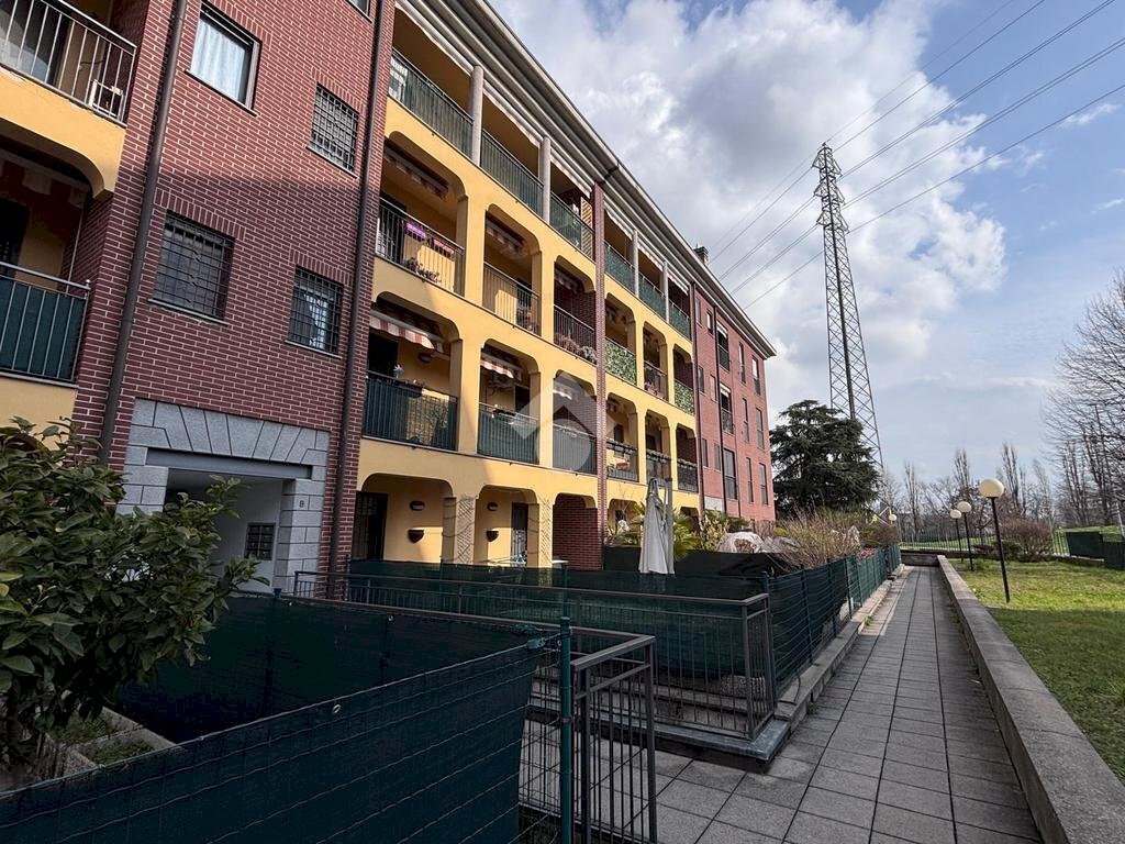 Trilocale Via montale, Rho - foto 1