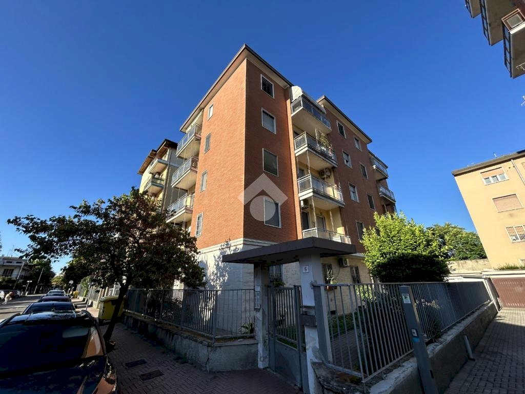Two-room apartment Via Mincio, Rozzano - photo 2