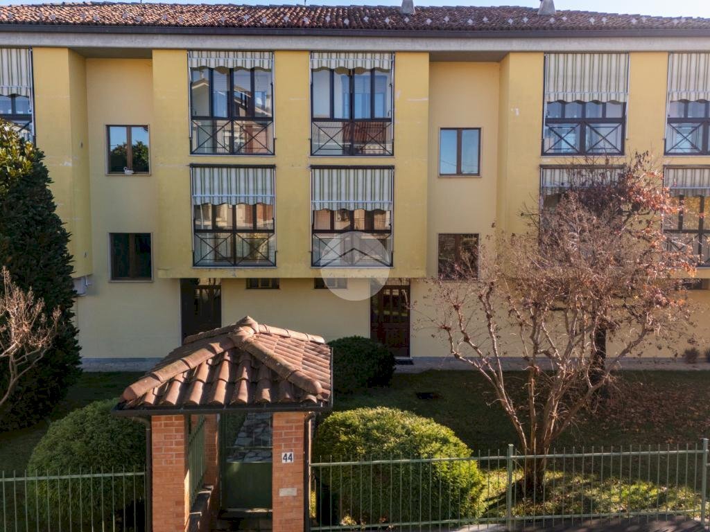 Quadrilocale Via Salmour, Trinità - foto 1