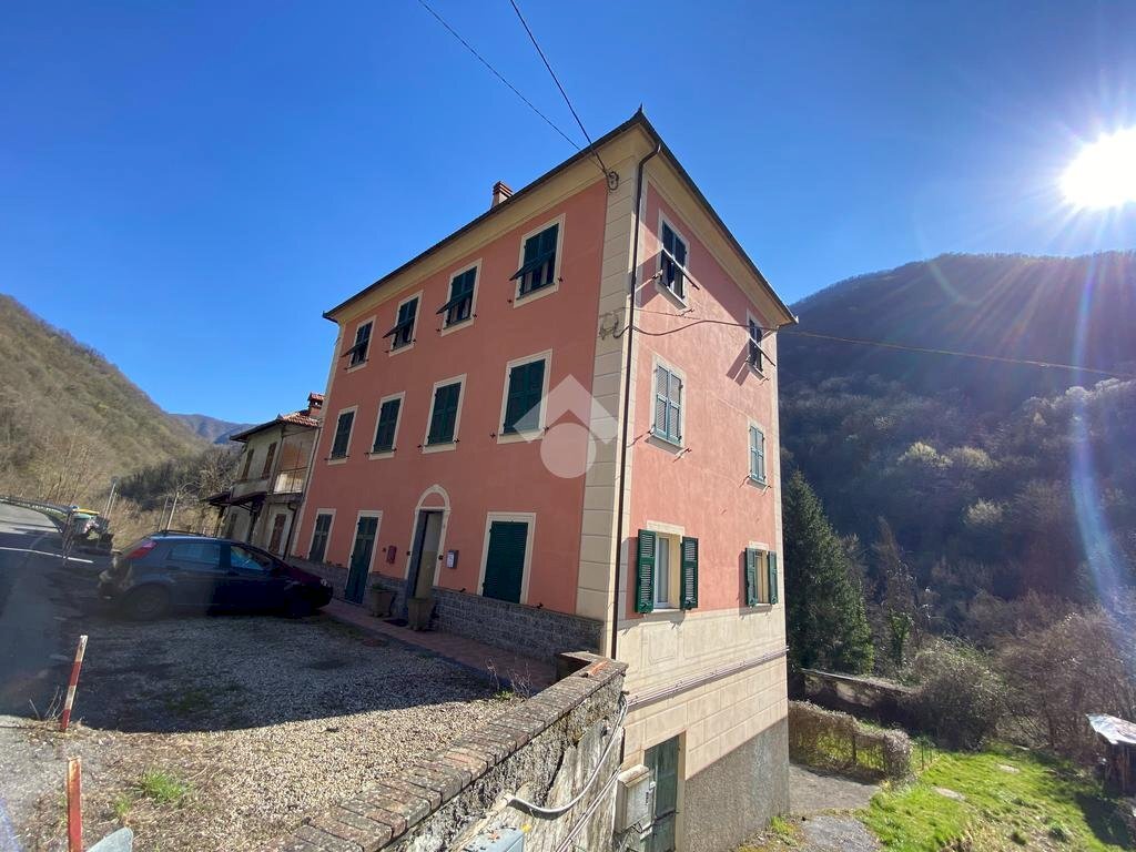 Three-room apartment Località Morasco, Montoggio - photo 1