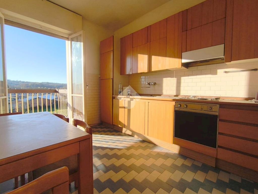 Four-room apartment Corso Guglielmo Marconi, Cassine - photo 1
