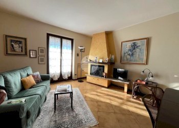 Quadrilocale Via La Marmora, Vigliano Biellese - foto 1