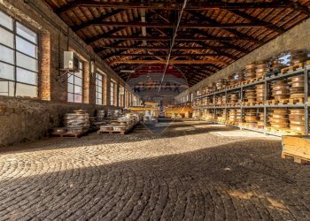 Capannone Strada Campagnè, 16 
 Biella, Biella - foto 11