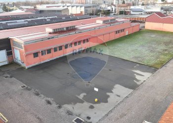 Capannone Strada Campagnè, 16 
 Biella, Biella - foto 23