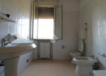 Casa semi indipendente Via Tassone, Bagnolo in Piano - foto 12