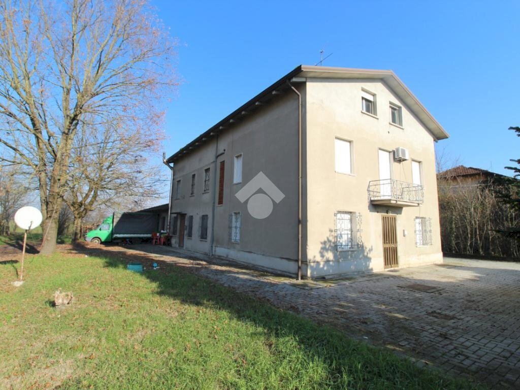 Casa semi indipendente Via Tassone, Bagnolo in Piano - foto 1