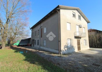 Casa semi indipendente Via Tassone, Bagnolo in Piano - foto 2