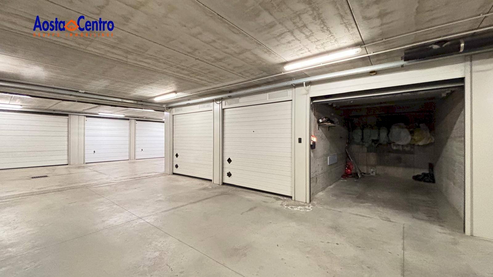 Foto 3 - Box Regione Borgnalle
 
14, Aosta - photo 3